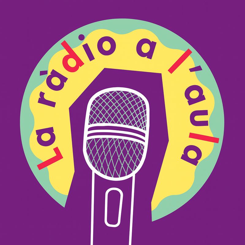 LA RÀDIO A L'AULA
